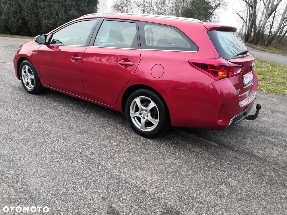 Toyota Auris 1.8 HSD Luna - 3