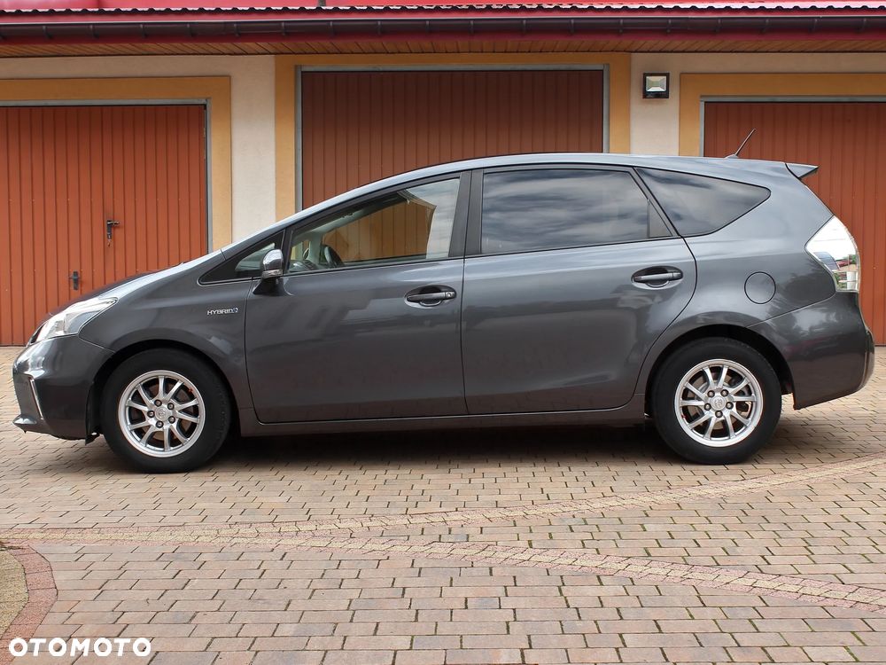 Toyota Prius+ (Hybrid) Life - 9