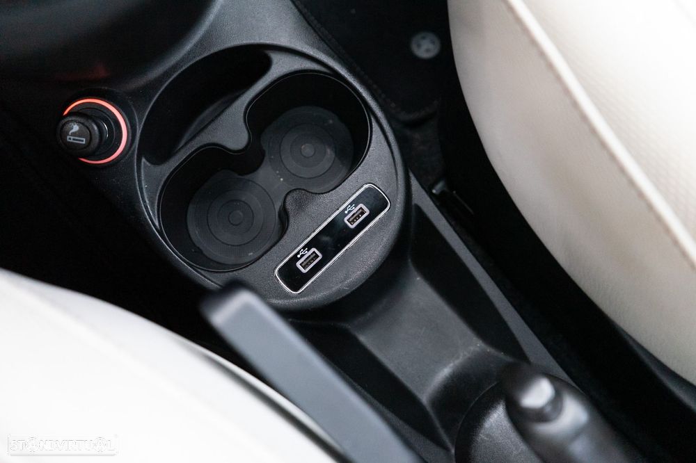Fiat 500C 1.0 Hybrid Dolcevita - 23