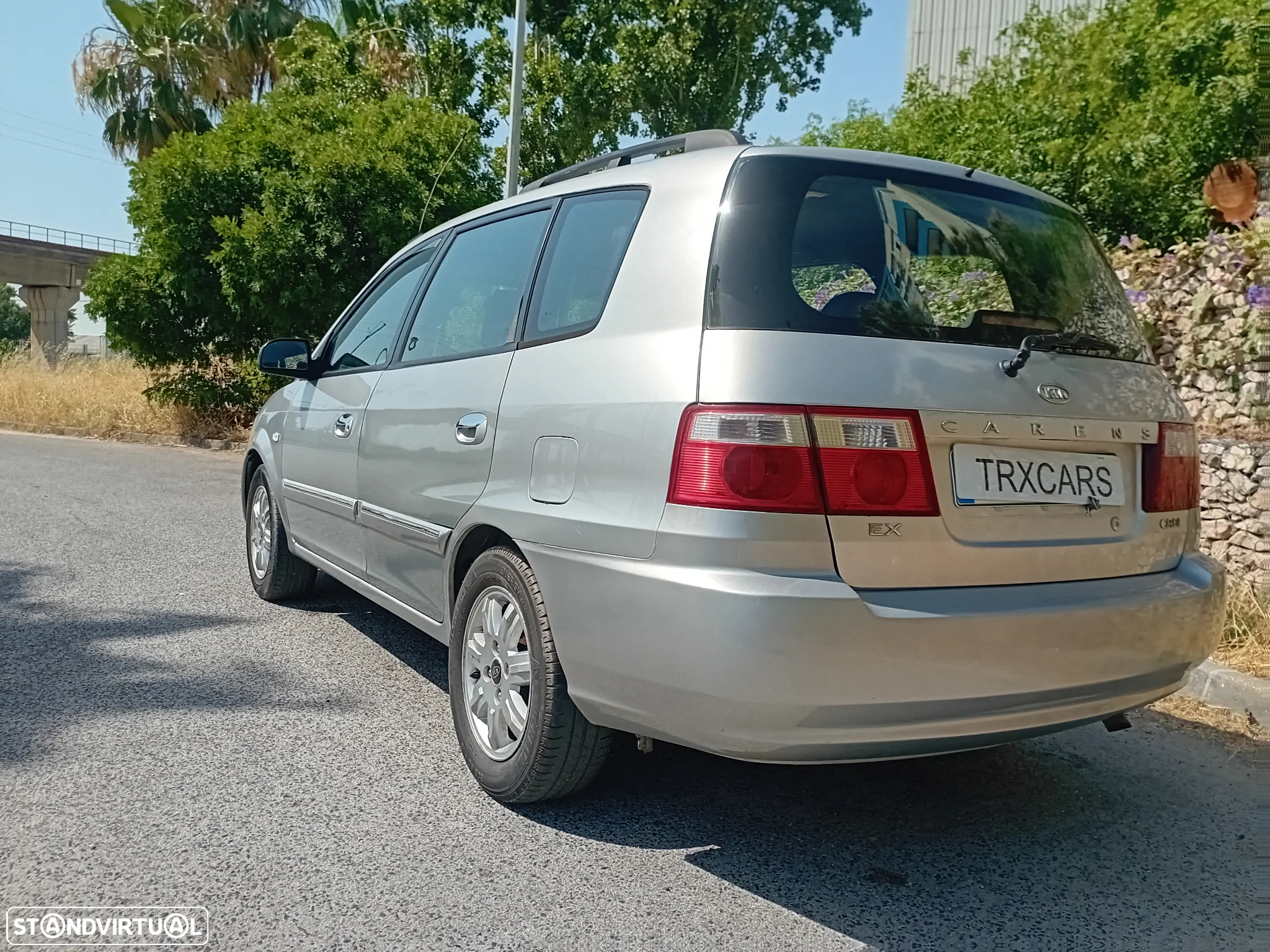 Kia Carens 2.0 CRDi EX Confort - 5