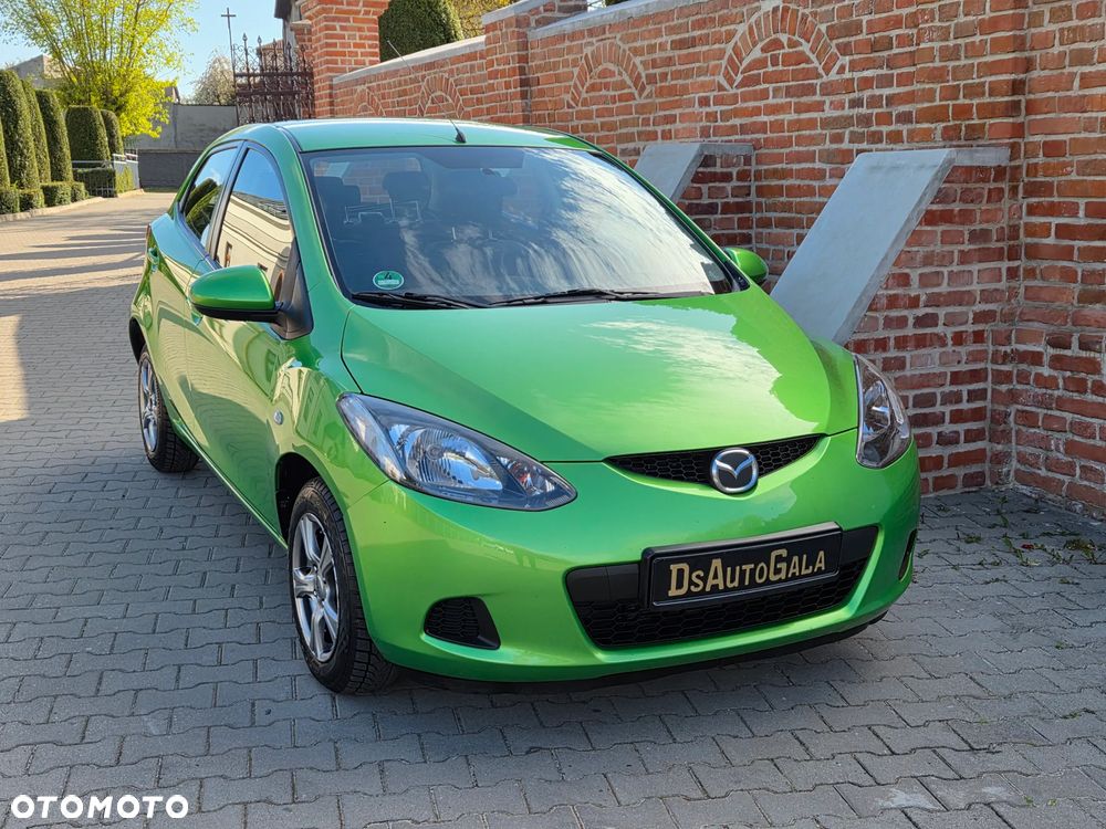 Mazda 2 - 5