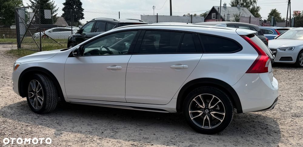 Volvo V60 Cross Country T5 AWD Geartronic Summum - 39