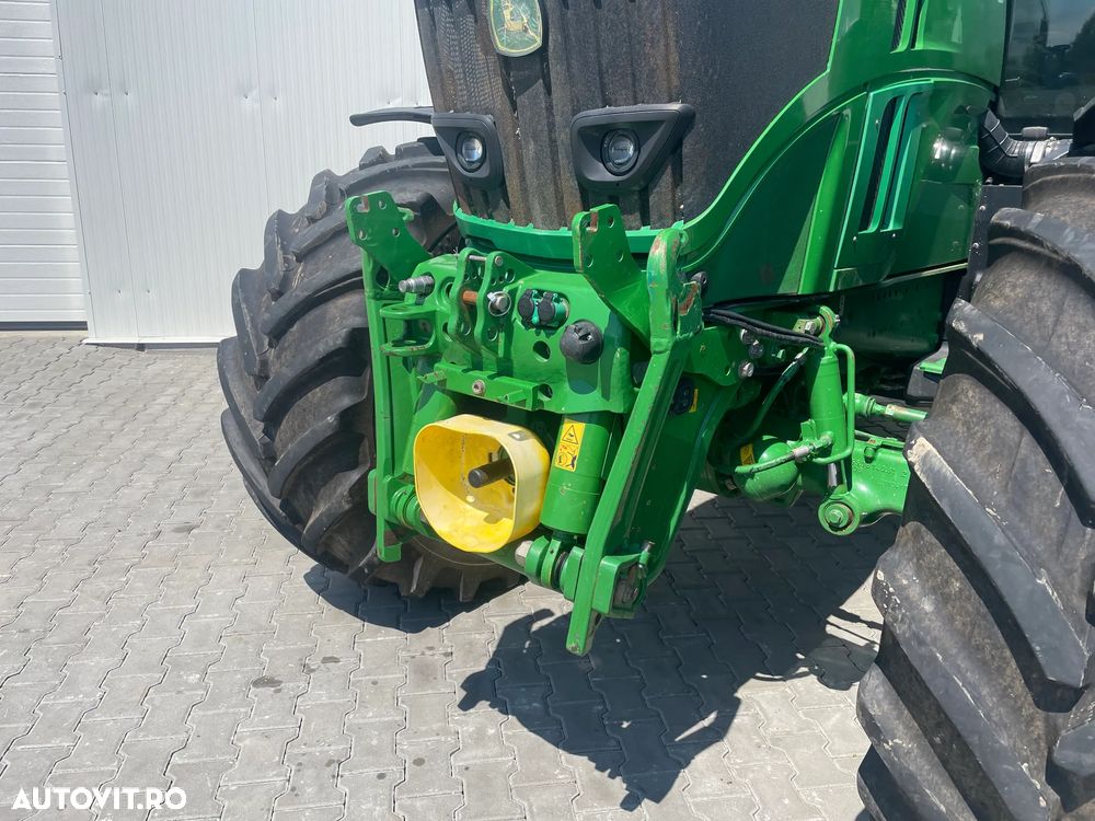 John Deere 6250R - 4