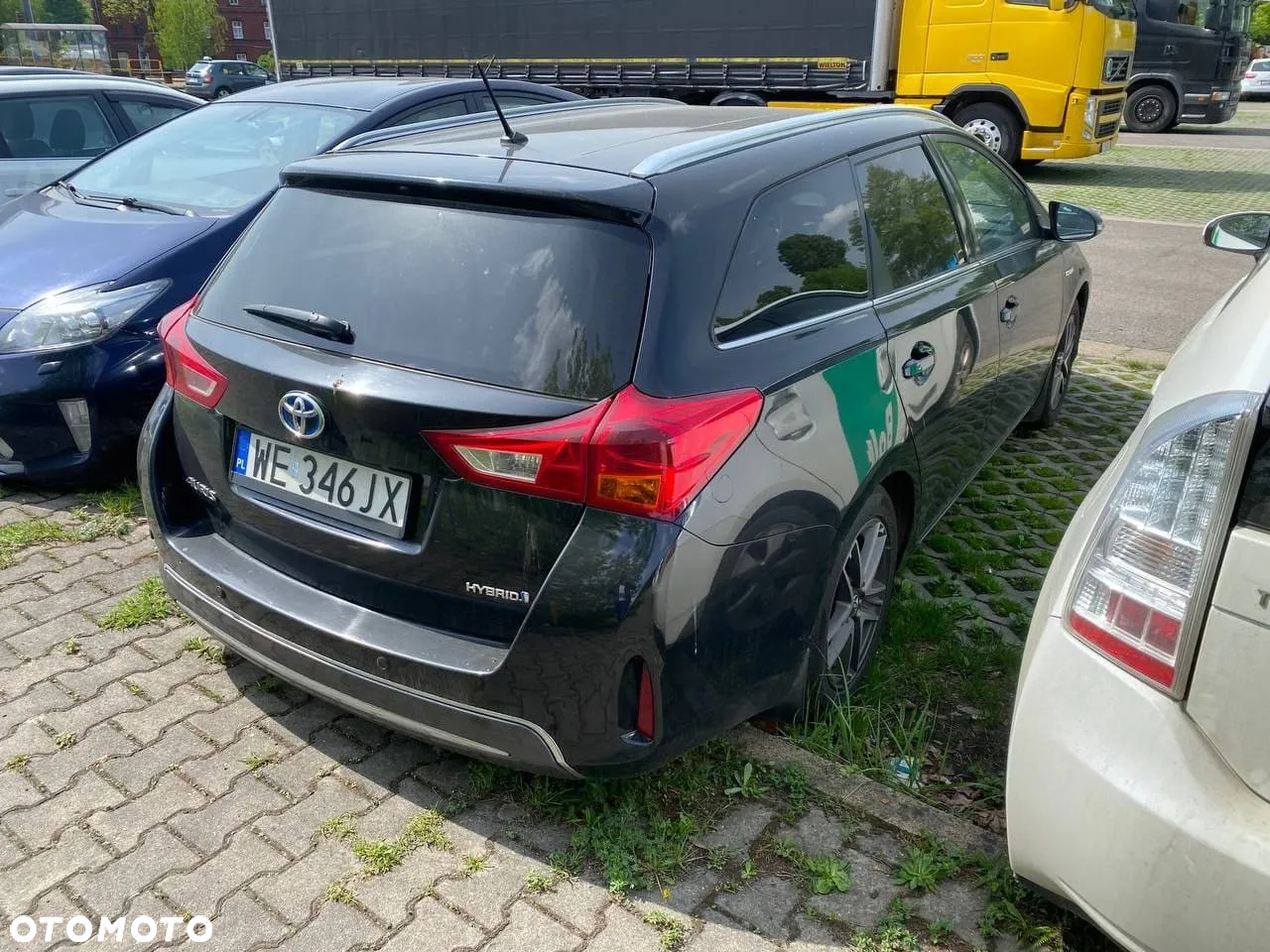 Toyota Auris Hybrid 135 Premium - 4