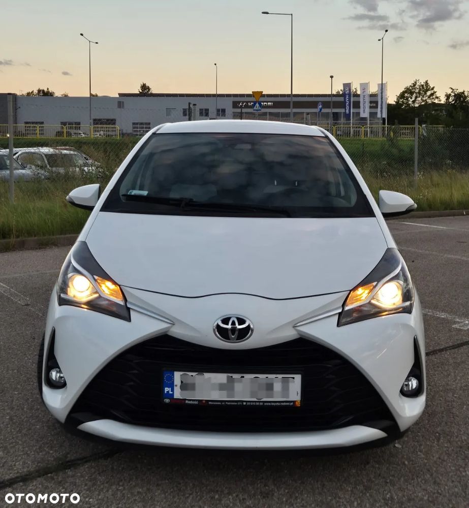 Toyota Yaris 1.5 Premium - 18