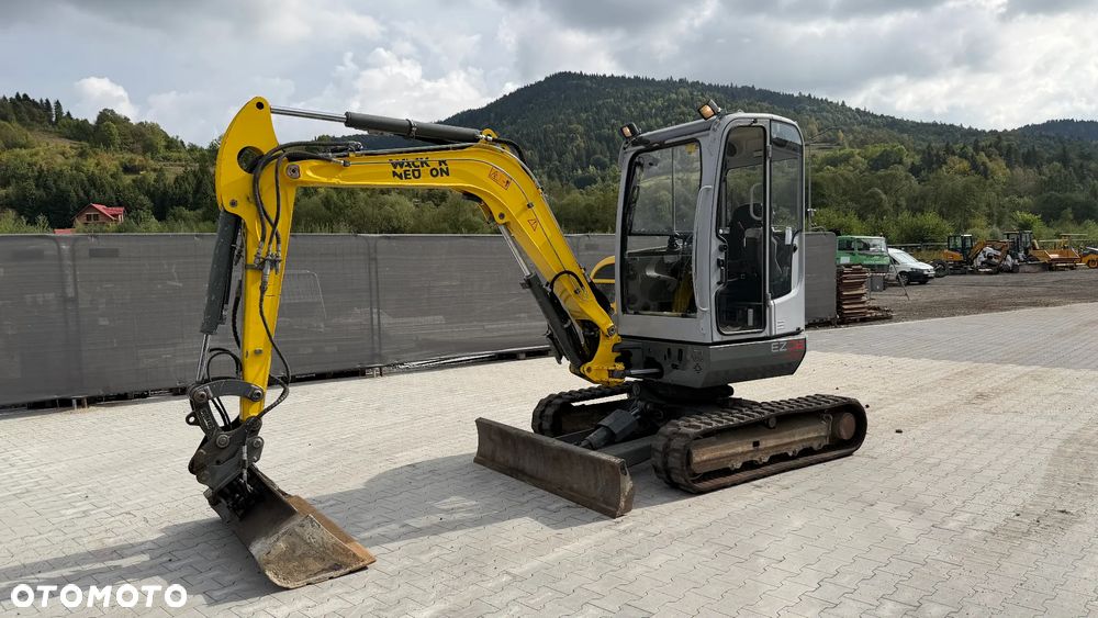 Wacker Neuson EZ38 - 1