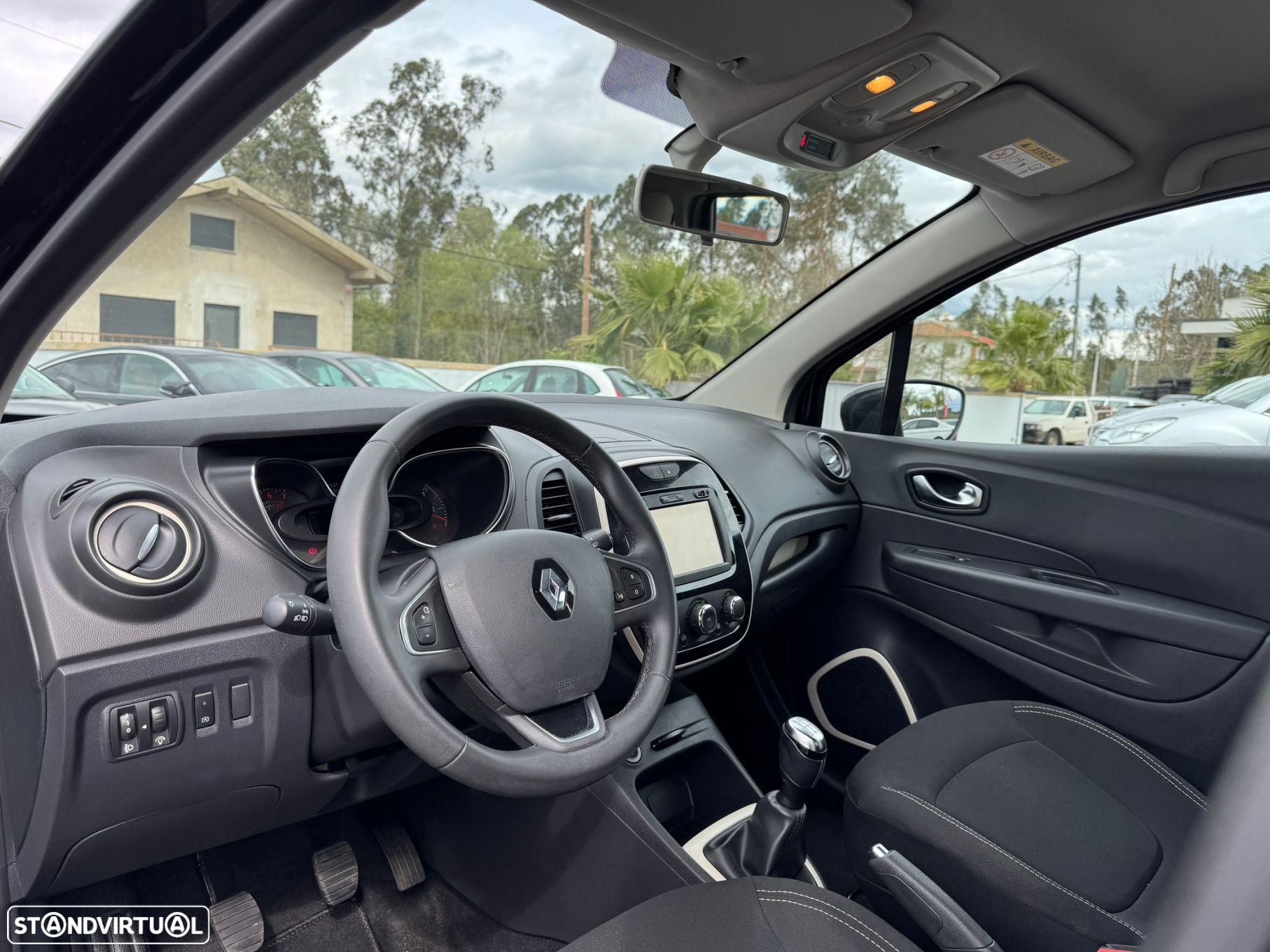 Renault Captur 0.9 TCE Exclusive - 21