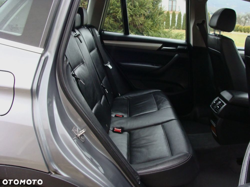 BMW X3 xDrive20d - 11