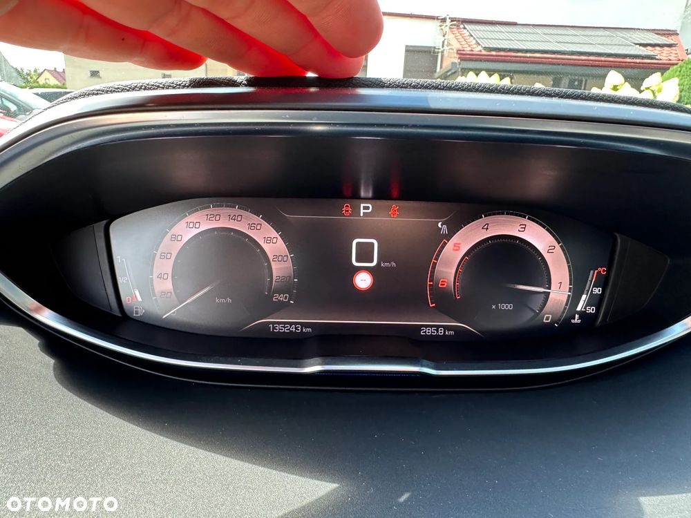 Peugeot 5008 - 10