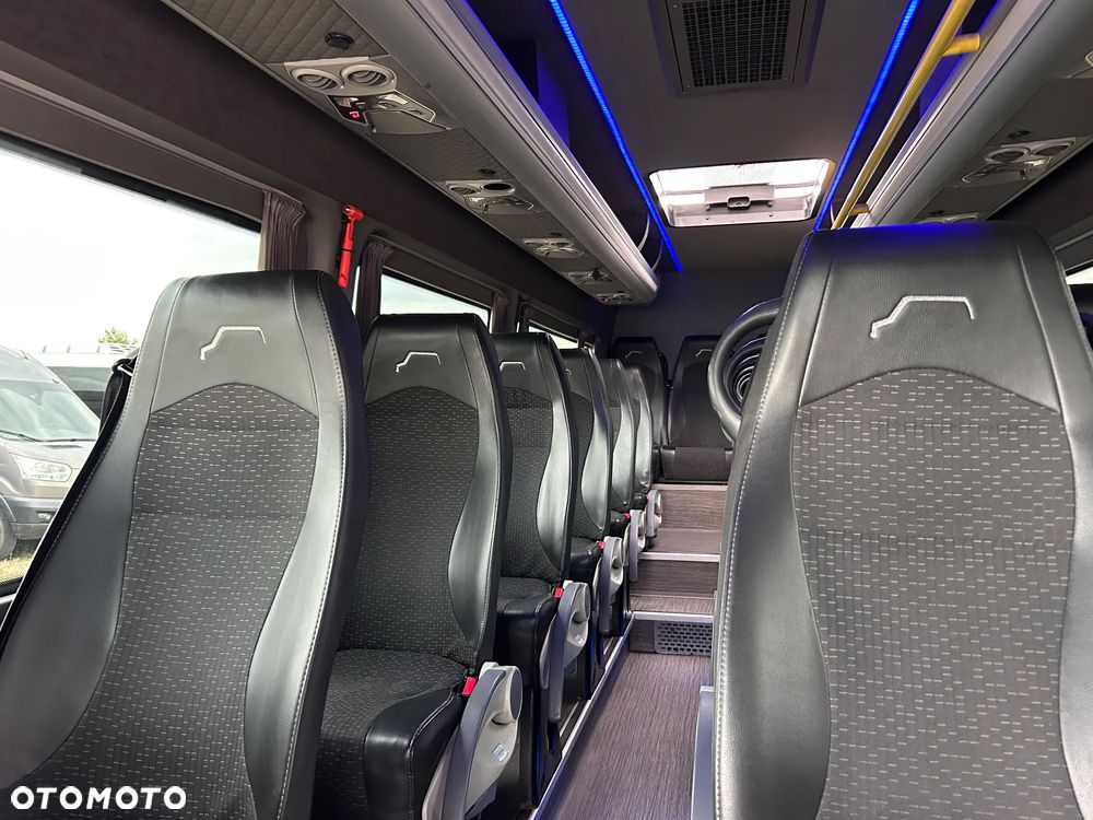 Mercedes-Benz Sprinter 519 - 15