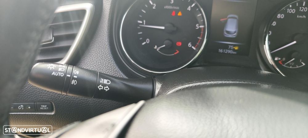 Nissan Qashqai 1.6 dCi Tekna Premium - 34