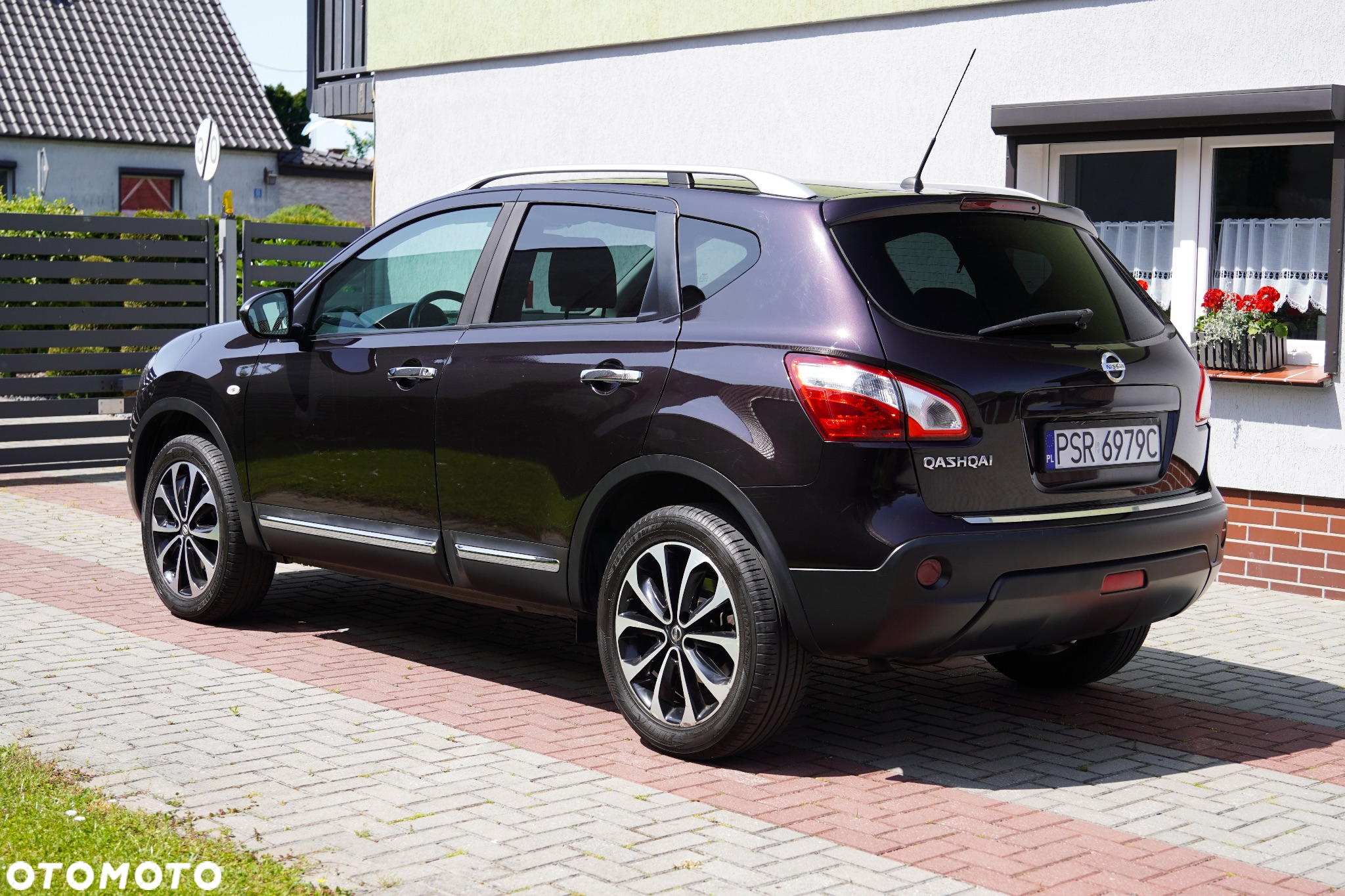 Nissan Qashqai - 4