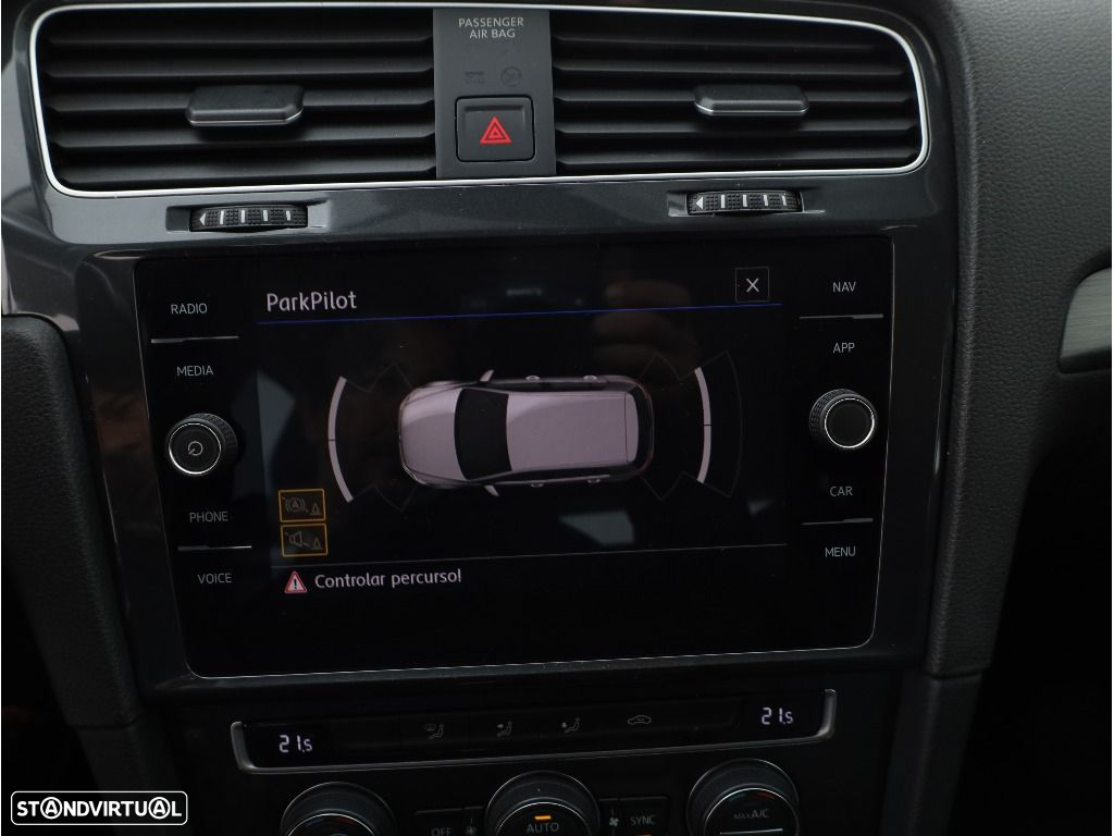 VW Golf 1.6 TDI Stream - 33