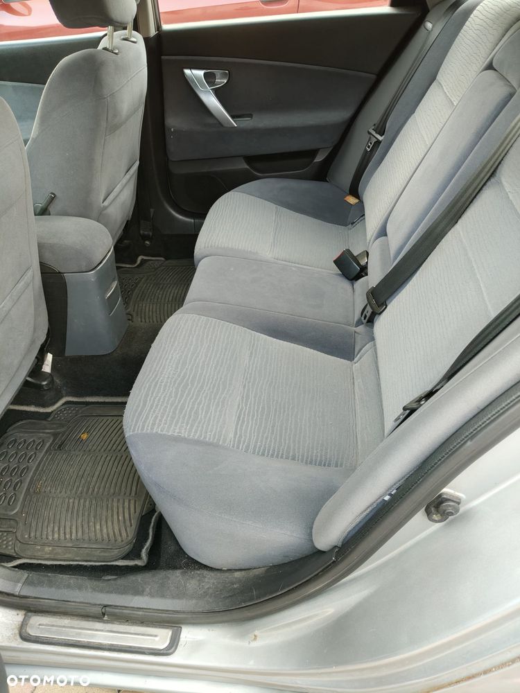 Nissan Primera 1.8 Visia - 12