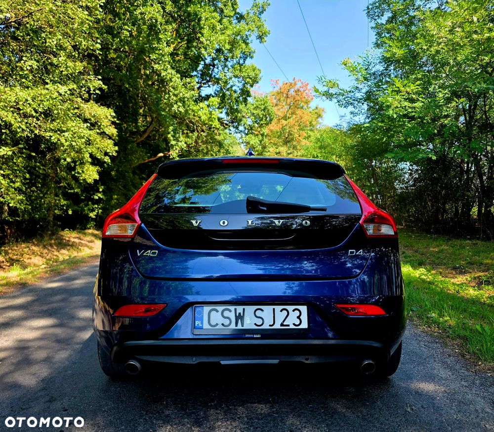 Volvo V40 D4 Drive-E Ocean Race - 13