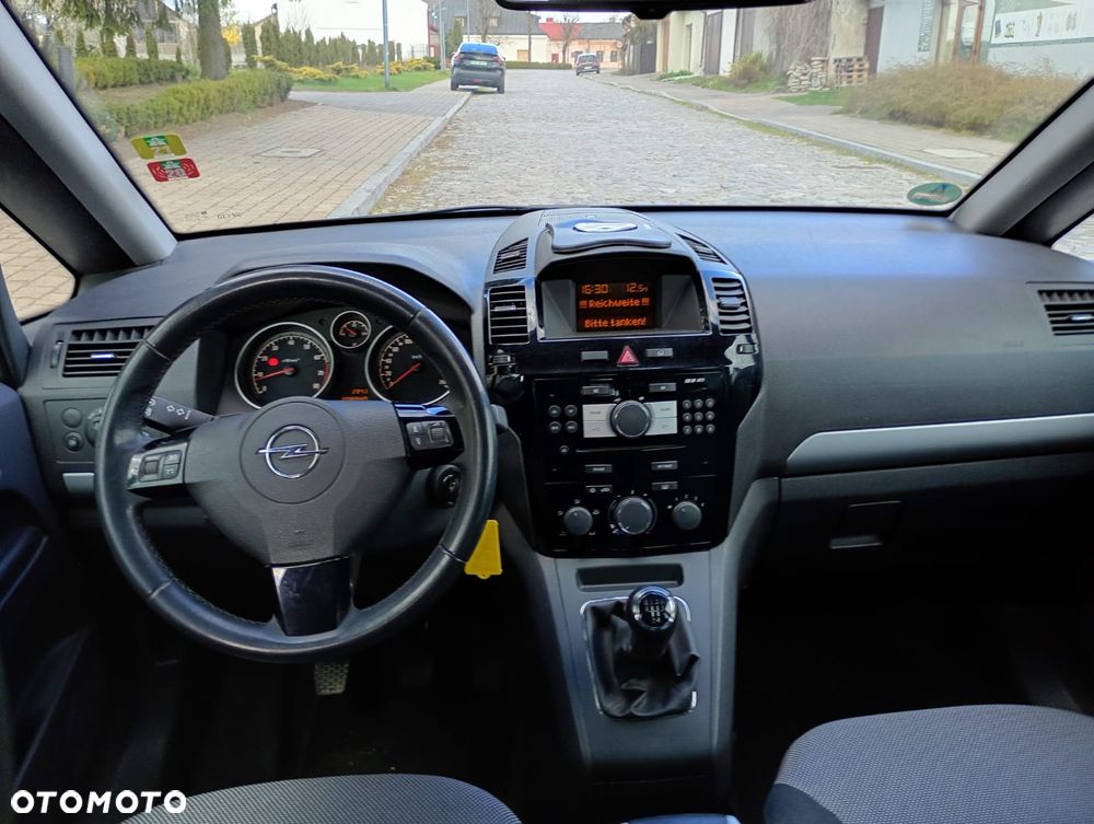 Opel Zafira 1.8 Edition 111 Jahre - 18
