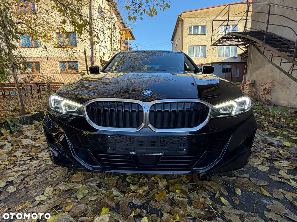 BMW Seria 3 330e xDrive Sport Line sport - 24
