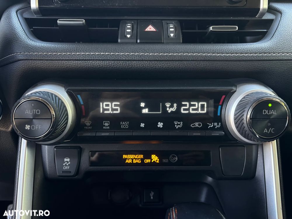 Toyota RAV4 - 23