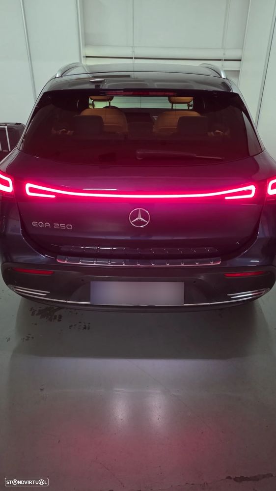 Mercedes-Benz EQA 250 Electric Art - 6