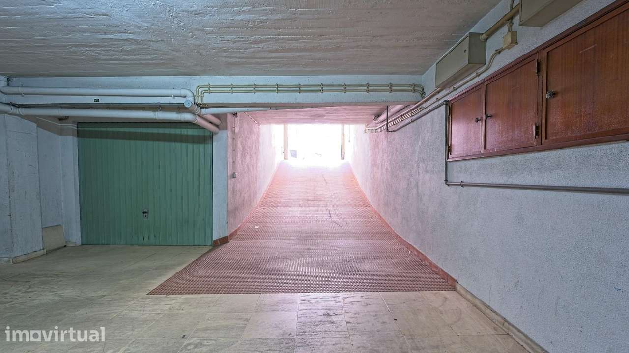 Garagem fechada com 21 m2 - Grande imagem: 5/9