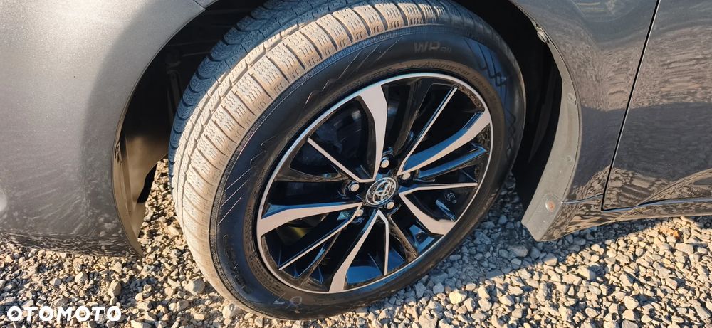 Toyota Avensis 2.0 Prestige MS - 29
