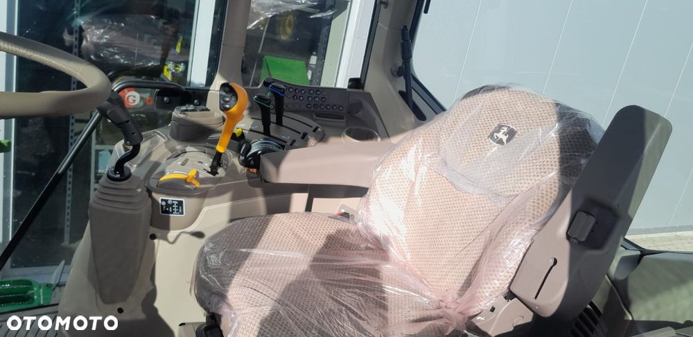 John Deere 6M 155 - 8