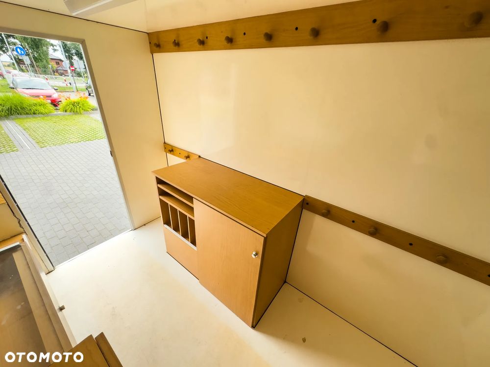 Renault TRAFIC Food Truck Sklep Foodtruck gastronomiczny - 26