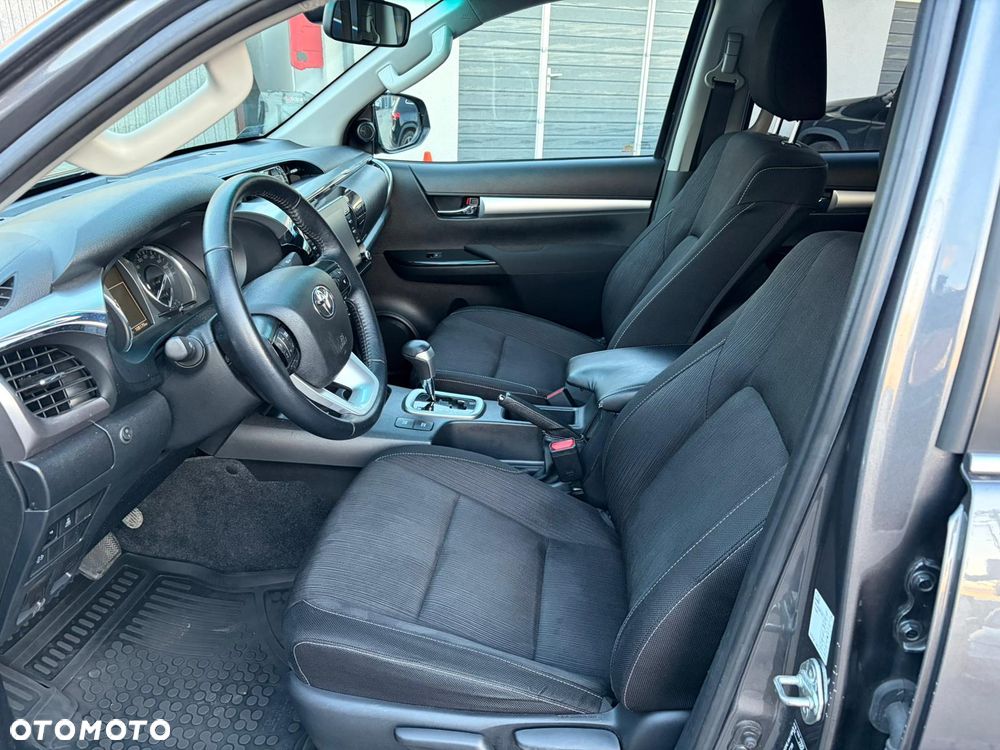 Toyota Hilux 2.8 D-4D Double Cab SR5+ 4x4 - 9