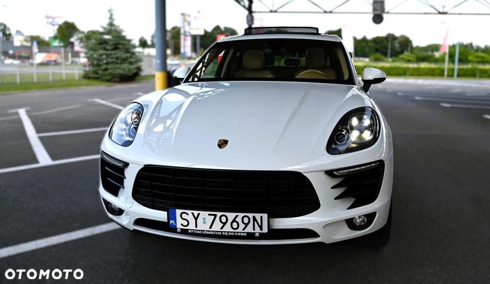 Porsche Macan - 4