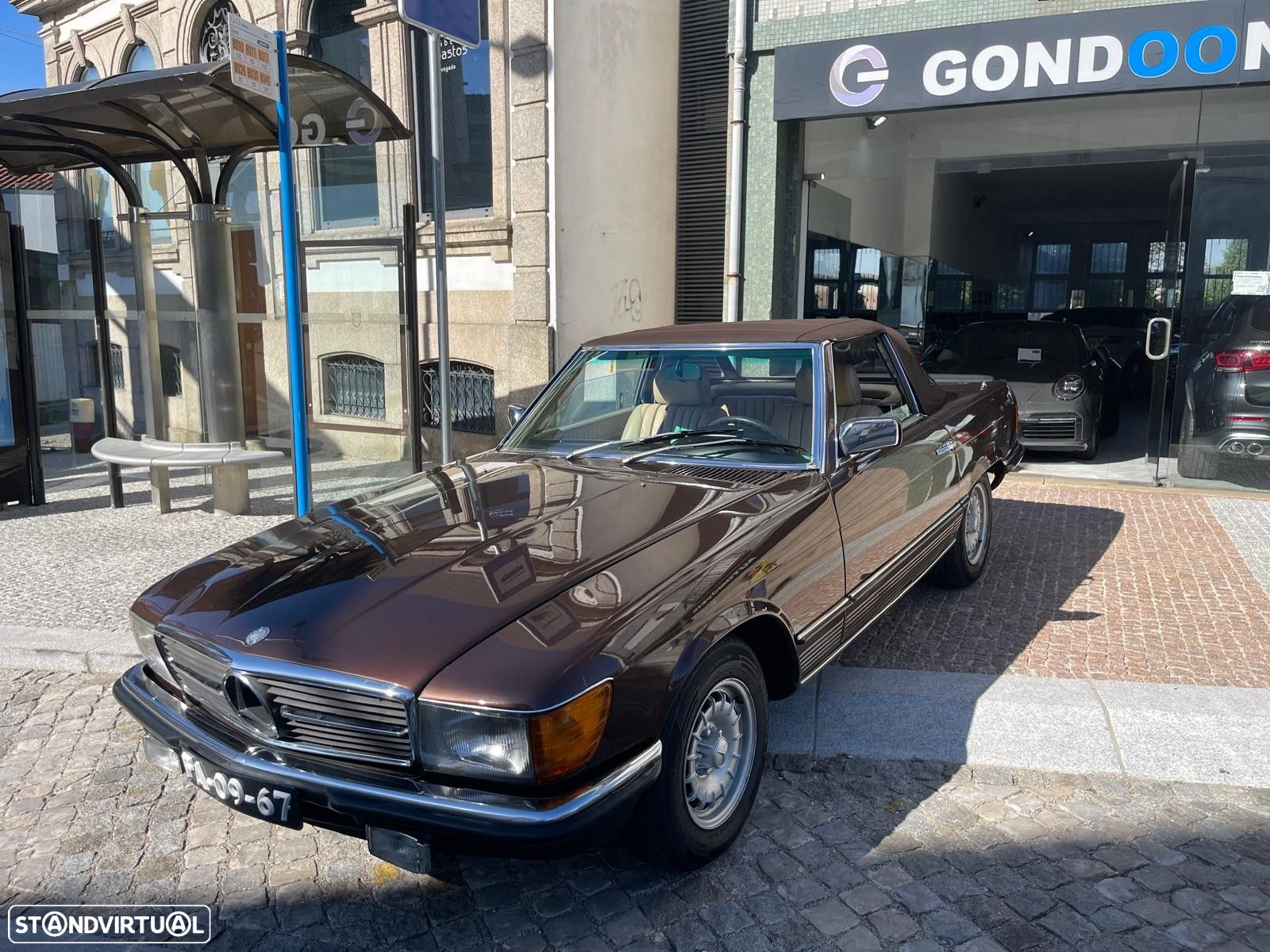 Mercedes-Benz SL 280 - 16