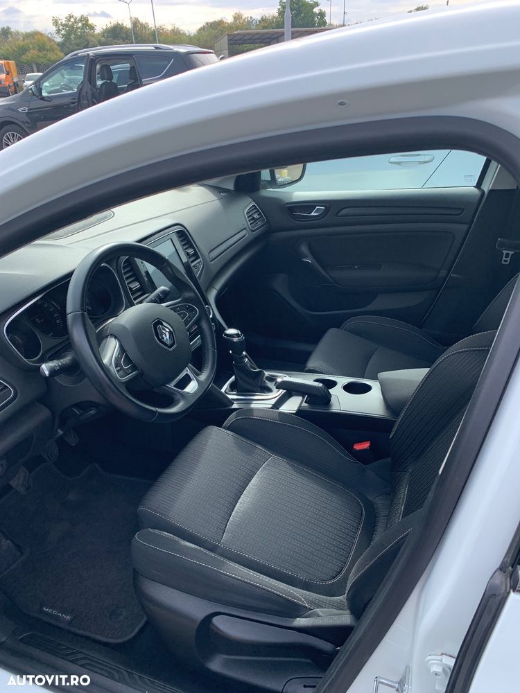Renault Megane ENERGY TCe 130 LIMITED - 8