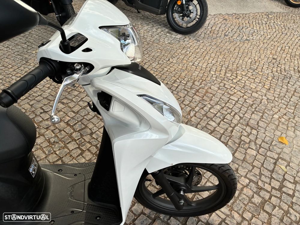 Honda Vision NSC 110 - 7