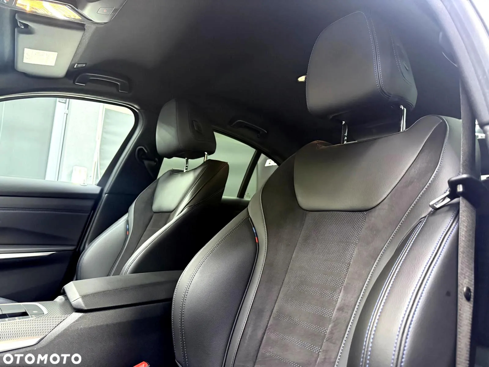 BMW Seria 3 330e xDrive M Sport sport - 28