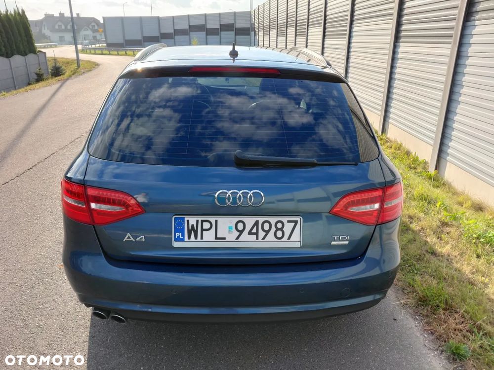 Audi A4 Avant 2.0 TDI ultra design - 4