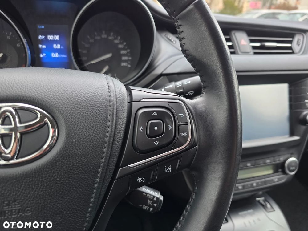 Toyota Avensis 1.8 Prestige - 30