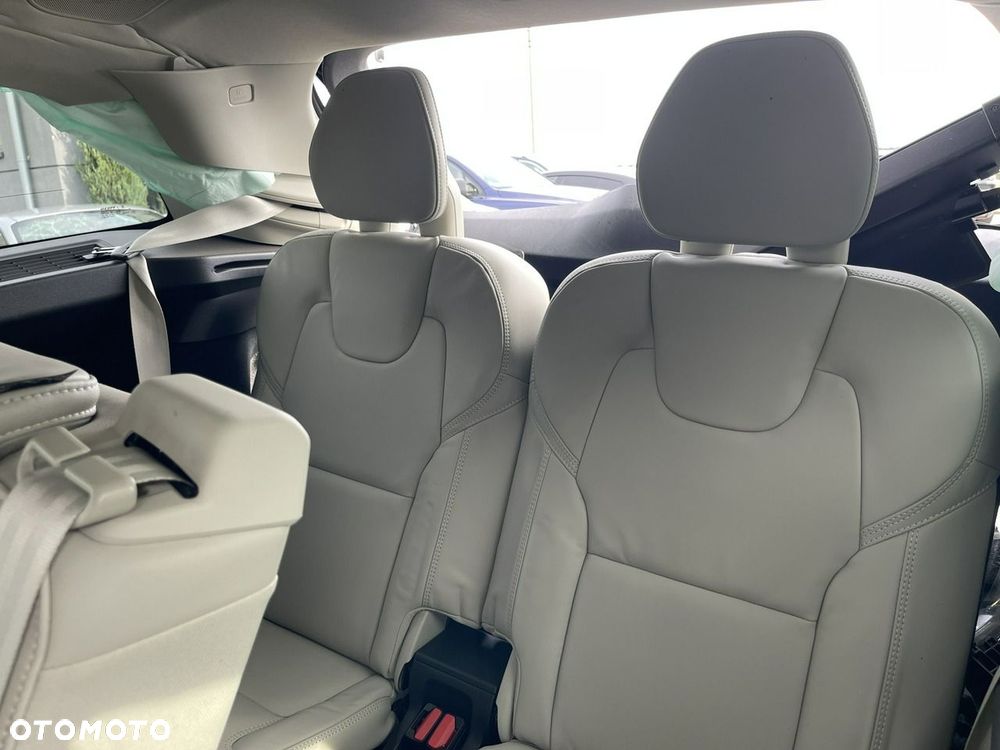 Volvo XC 90 B5 B AWD Ultra Bright 7os - 17