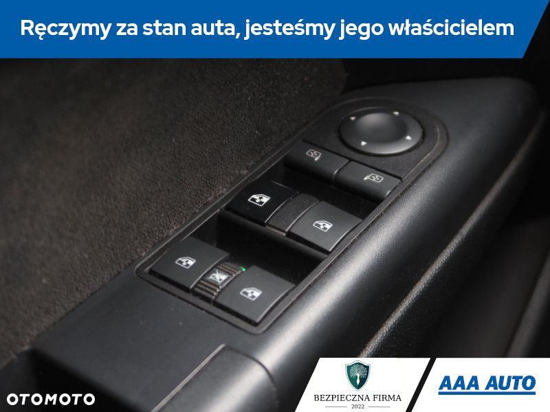 Opel Astra - 16
