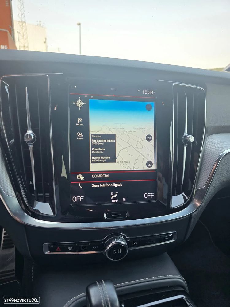 Volvo V60 ver-2-0-t8-awd-te-r--design - 2
