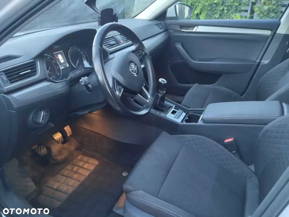Skoda Superb - 15
