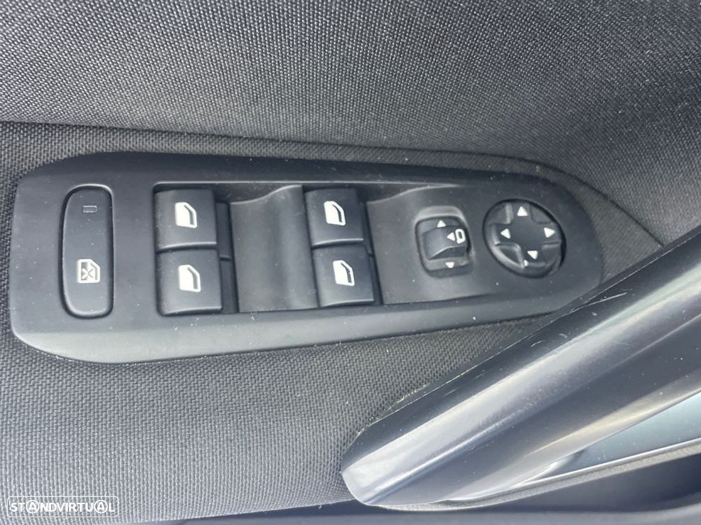 Peugeot 308 SW 1.5 BlueHDi Style - 21