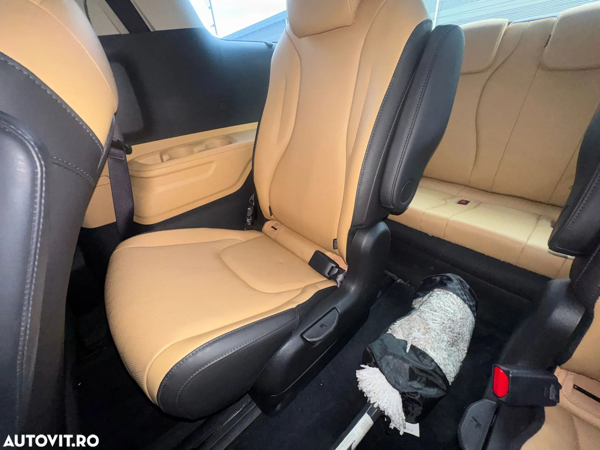 Kia Carnival - 30