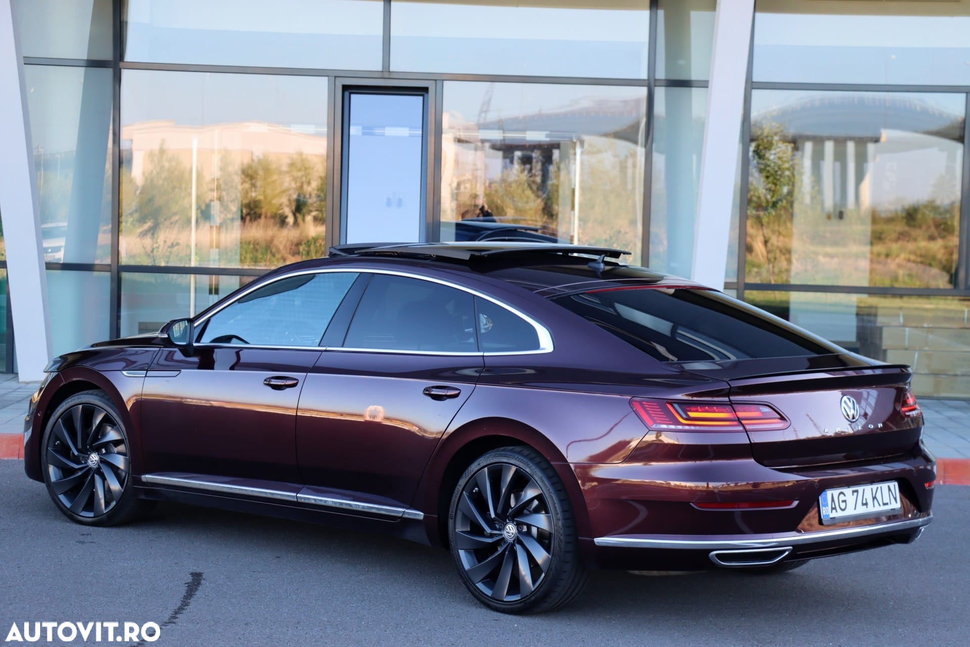 Volkswagen ARTEON 2.0 TDI DSG 4Motion R-Line - 8