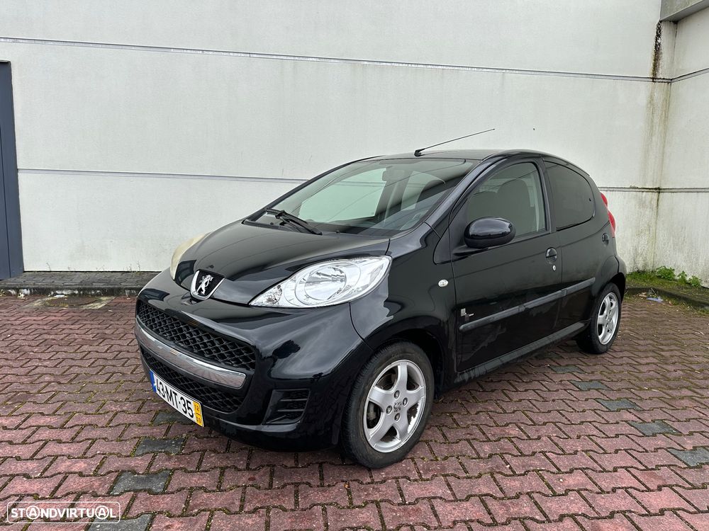 Peugeot 107 1.0 Black&Silver E5 - 1