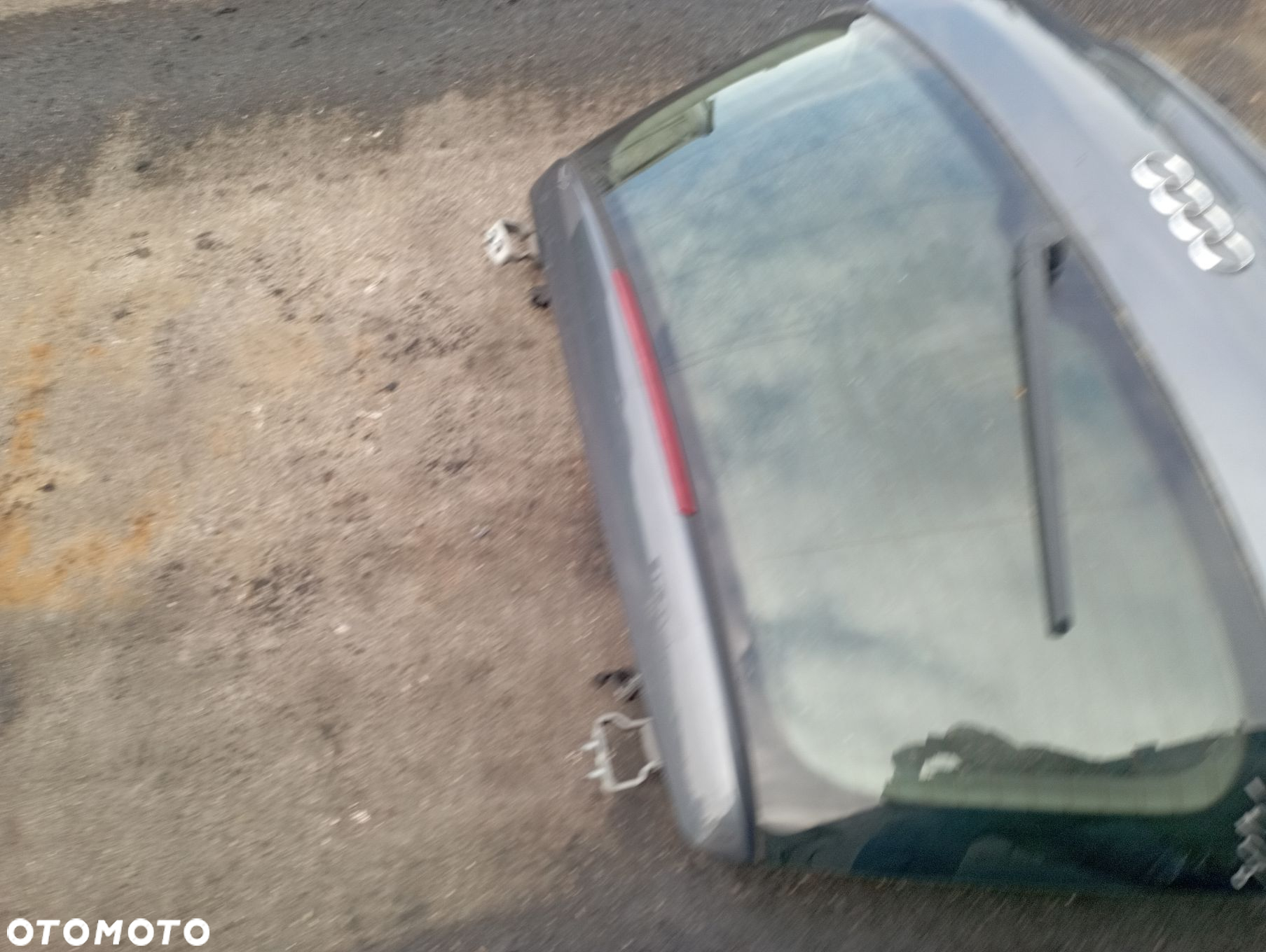 KLAPA BAGAŻNIKA KOMBI

 AUDI
 A4 B6 LX7Z - 7
