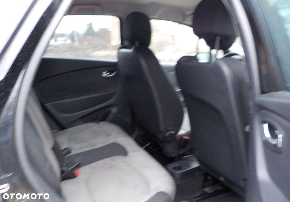 Renault Captur - 19
