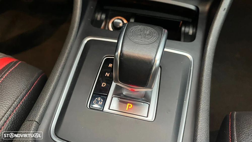 Mercedes-Benz A 45 AMG - 14