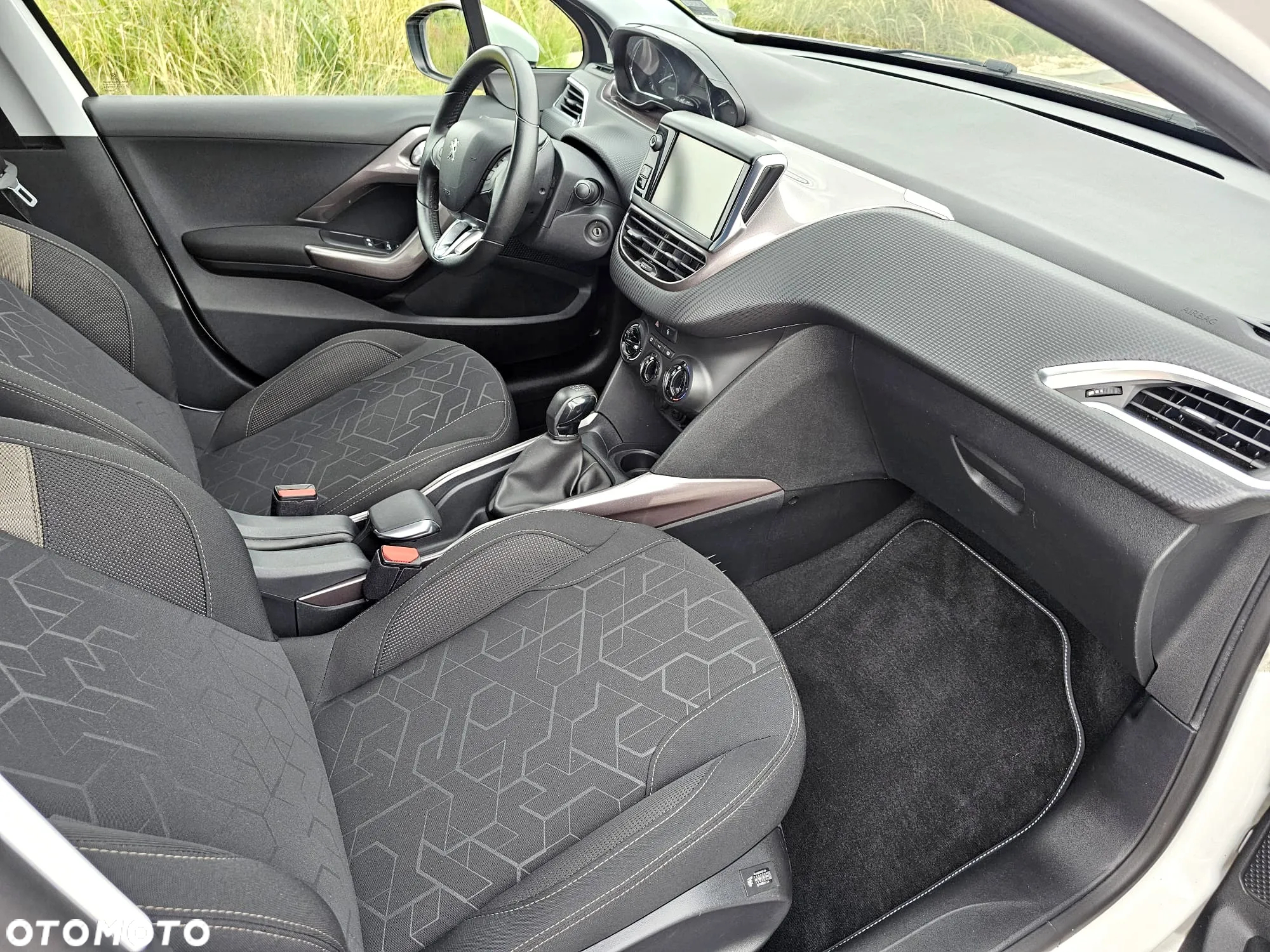 Peugeot 2008 - 23