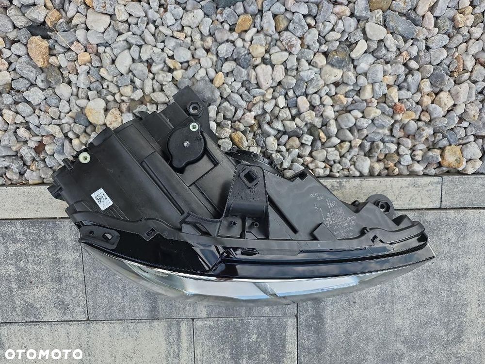 AUDI A3 S3 8V0 8V LIFT Lampa prawa przód Bi-Xenon Led 90118259 8V0941006E - 5
