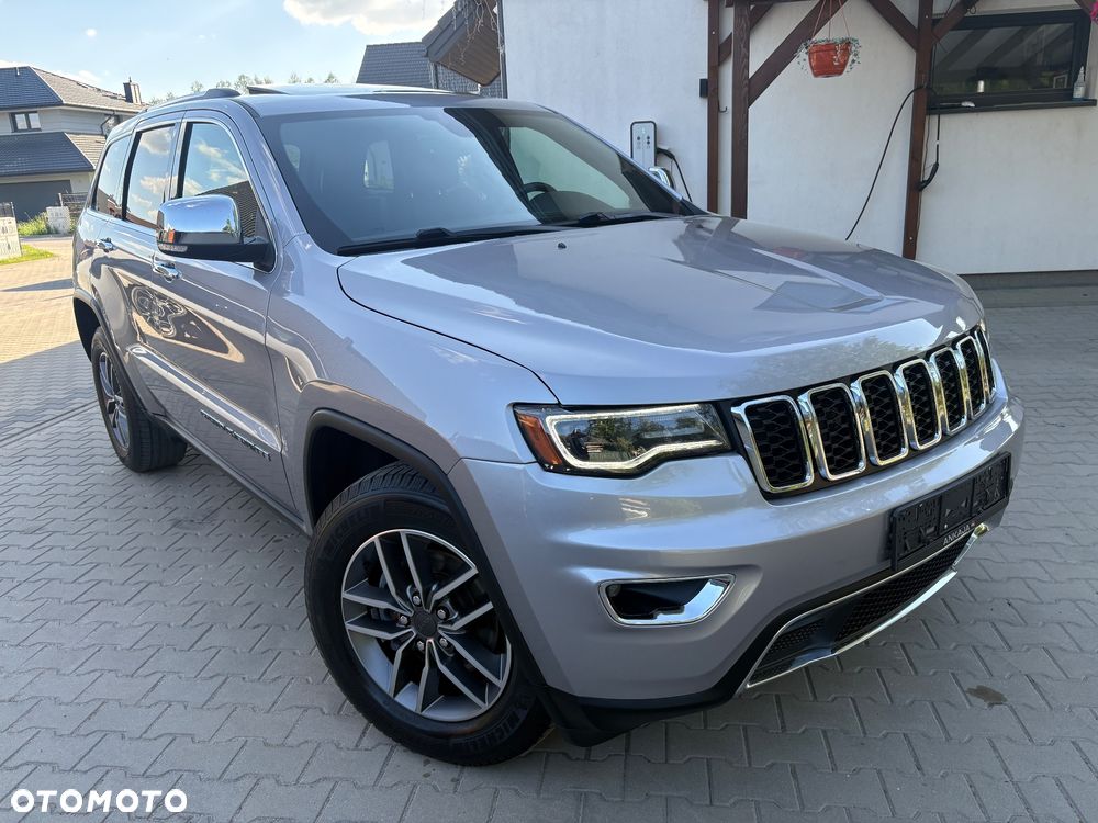 Jeep Grand Cherokee - 1