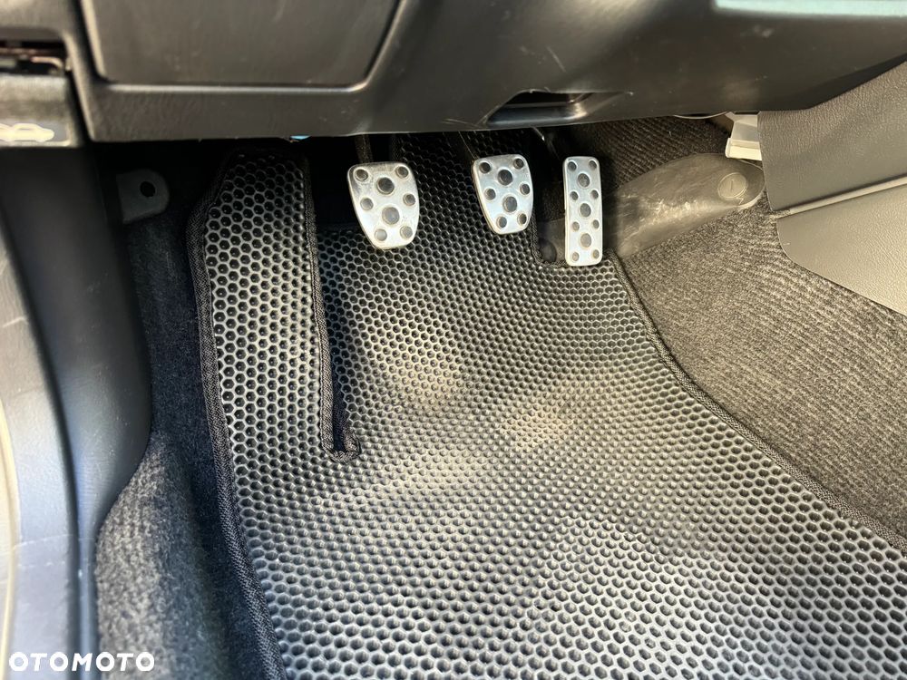 Subaru Impreza 2.0 WRX - 22